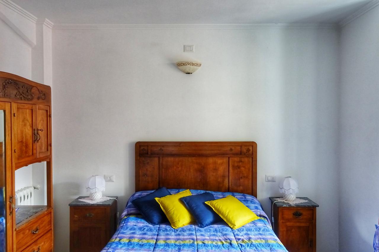Bed And Breakfast Le Quattro Stagioni Neirone Extérieur photo