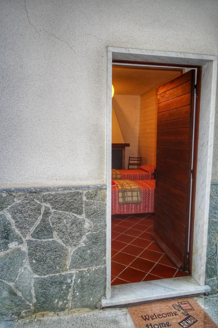 Bed And Breakfast Le Quattro Stagioni Neirone Extérieur photo